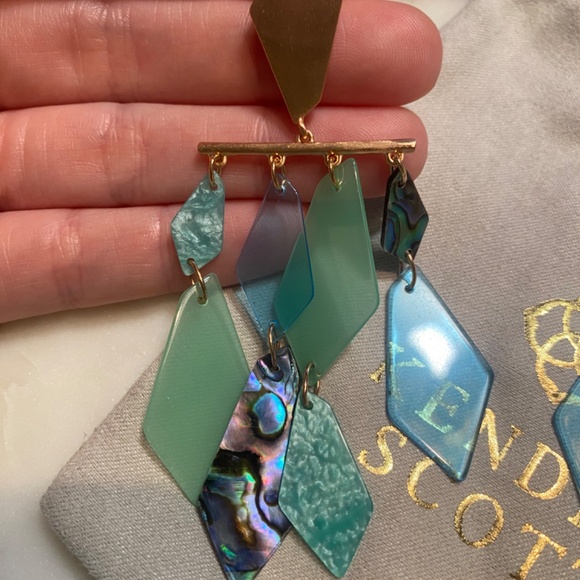 Kendra Scott Abalone Shell Hanna Earrings - Picture 2 of 3